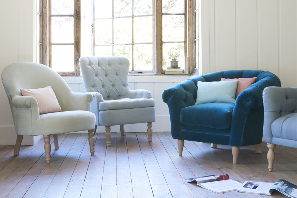 Tips For Buying The Perfect Velvet Accent Chair